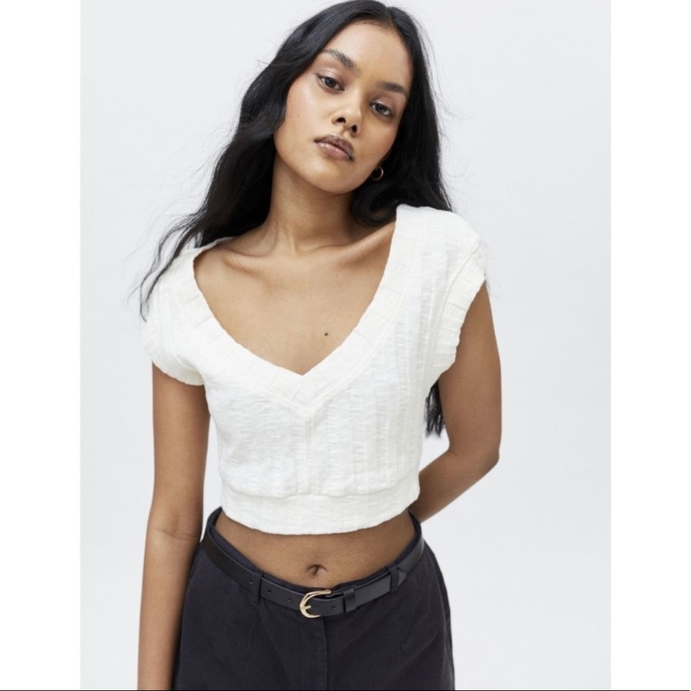 Urban Outfitters Piper Sweater Vest - Picture 1 of 3